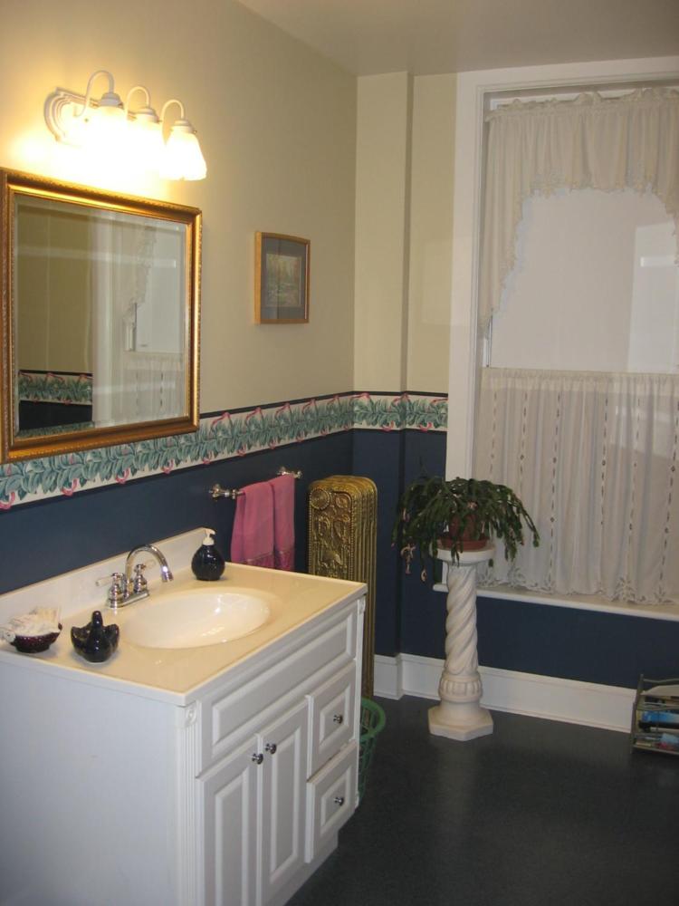 Standard Double Room interior